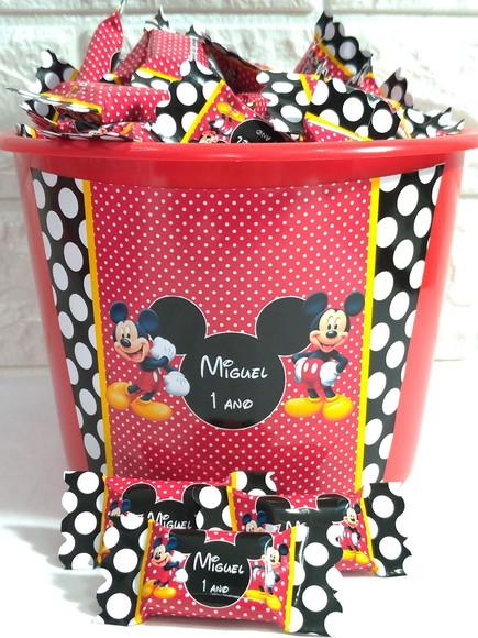 Balde com 100 balas Mickey