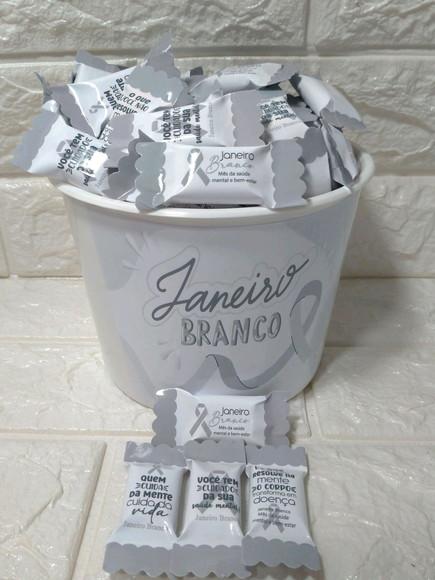 1 balde e 100 balas Janeiro Branco