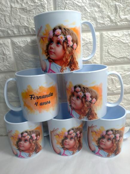Caneca Plástica lembrancinha