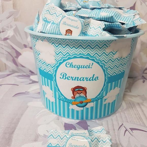 Balde com 100 balas urso aviador