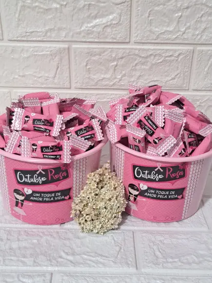 2 Baldes com 100 Balas Cada Outubro Rosa