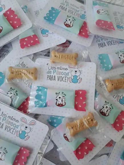 100 Cards com Petisco para Cães e 100 para Gatos