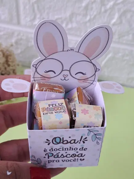 10 Caixas Coelho com 10 Caramelos Cada