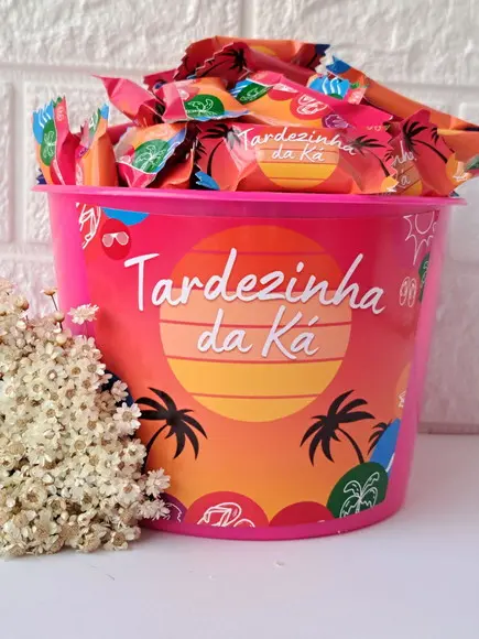 1 Balde com 100 Balas Tardezinha - Mod. 02