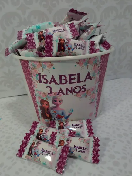 1 Balde com 100 Balas Frozen 2