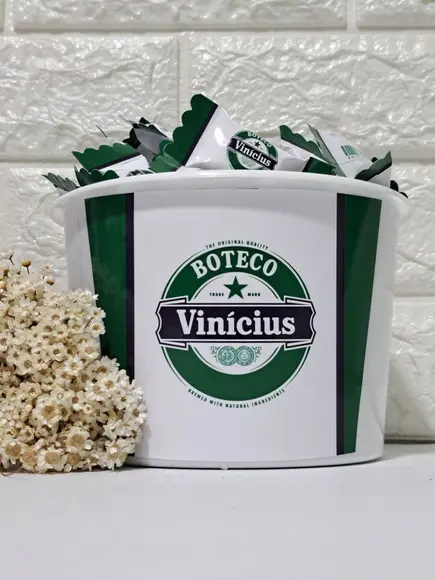Balde com 100 Balas Boteco