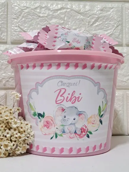 1 Balde com 100 Balas Elefantinha Rosa