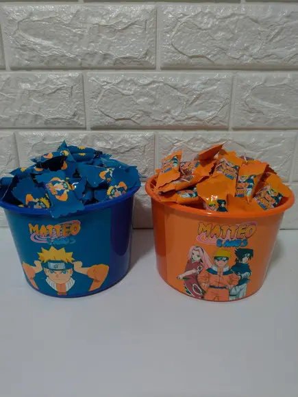 2 Baldes com 100 Balas Naruto