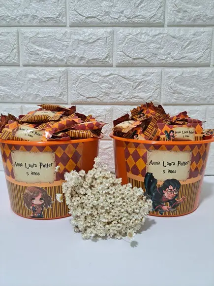 2 Baldes com 100 Balas Cada Harry Potter