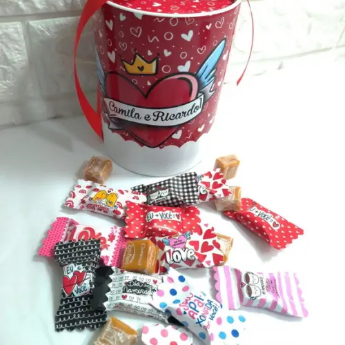 Tubulação com 50 Caramelos