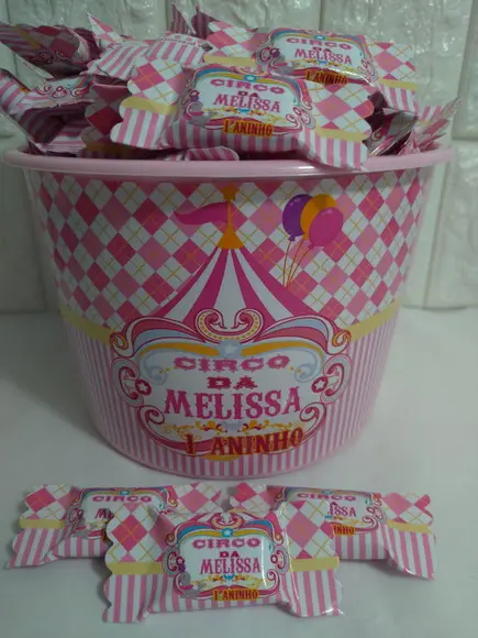 1 Balde com 100 Balas Circo Rosa