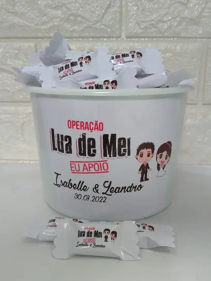 Balde Com 100 Balas Operação Lua De Mel