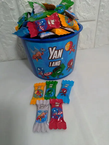 Balde com balas os vingadores baby