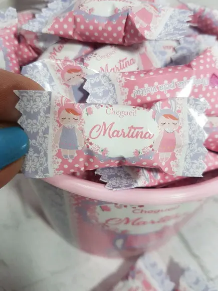Balde com 100 balas Metoo rosa