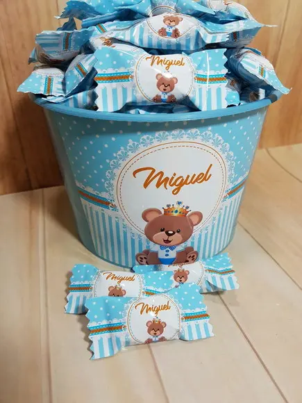 Balde com 100 balas urso príncipe