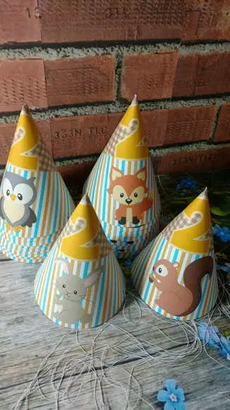 10 Chapéuzinhos de Aniversário Bosque