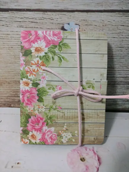 Bloquinho de anotações floral