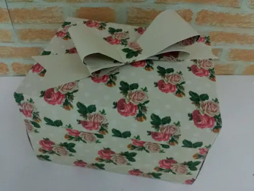 Caixa Explosão Chocolate Floral