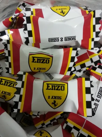 100 Balas Personalizada Ferrari