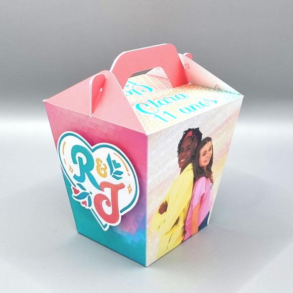 Kit Caixas Personalizadas 30 Pç Infância de Romeu e Julieta