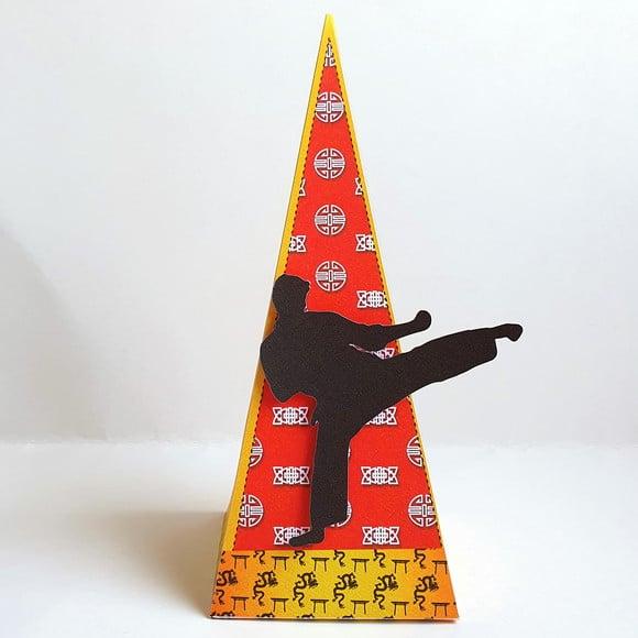 Caixa Cone - Karate Kid