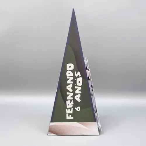 Caixa Cone - 99 Noites na Floresta Roblox