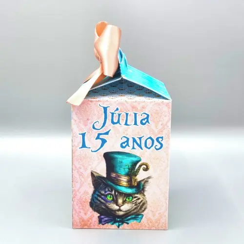 Caixa Milk - Alice no País das Maravilhas Realista