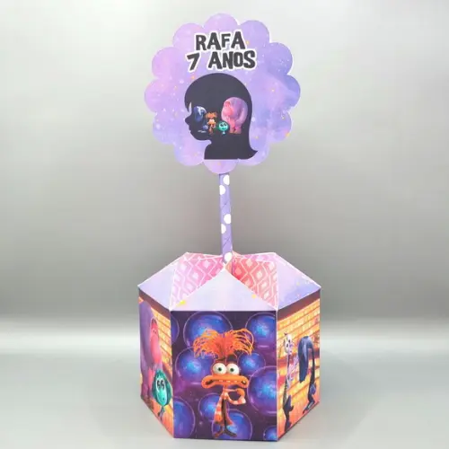 Centro de Mesa Sextavado - Divertidamente