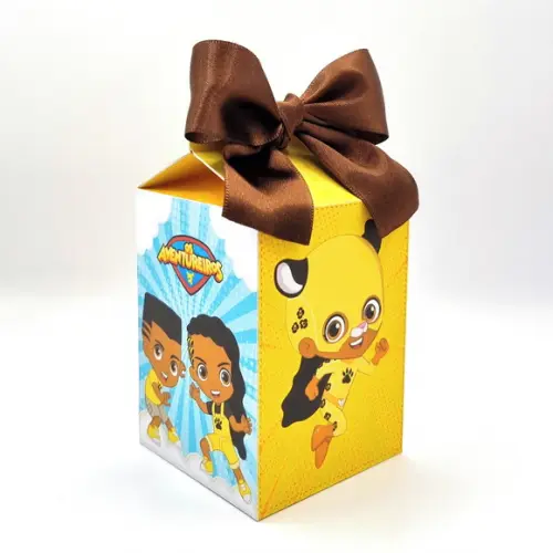 Kit de Caixas Personalizadas 20 Peças - Aventureira Amarela