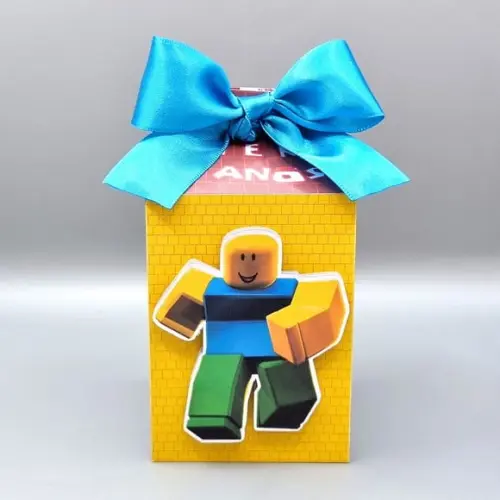 Kit Festa em Casa P - Roblox