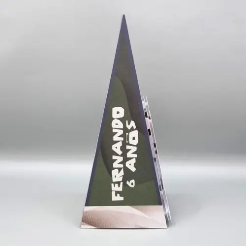 Caixa Cone - 99 Noites na Floresta Roblox