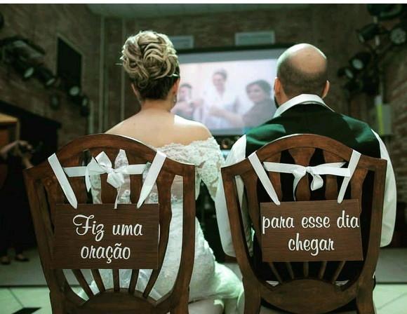 Placa para Cadeira dos Noivos Fiz Uma Oração
