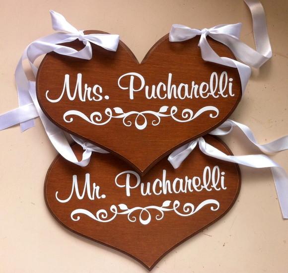 Placa para Cadeira dos Noivos Mrs. Mr. em mdf