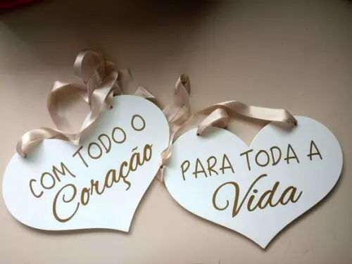 Placa para Cadeira dos Noivos com Todo Coração Branca