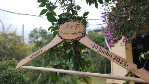 Cabide dos Noivos Personalizado