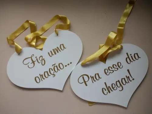 Placa para Cadeira dos Noivos Fiz Uma Oração Branca