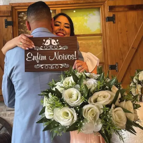 Plaquinha para Casamento Enfim-noivos Rústica