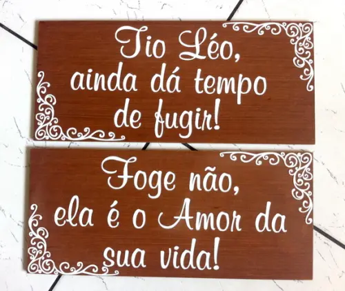 2 Placas Daminha-pajem em mdf Rústico