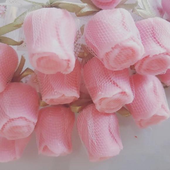 Botão de Rosa de Sabonete para Outubro Rosa