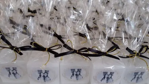 Vela artesanal perfumada para 15 anos