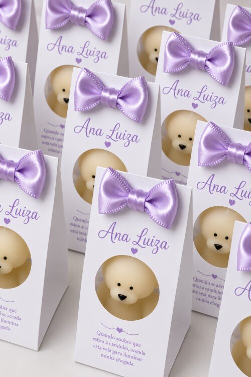 Mini vela de cera vegetal com embalagem branca e lilás