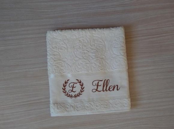 Jogo de toalhas Banhão Bordados- Cor natural/Creme (04 pecas