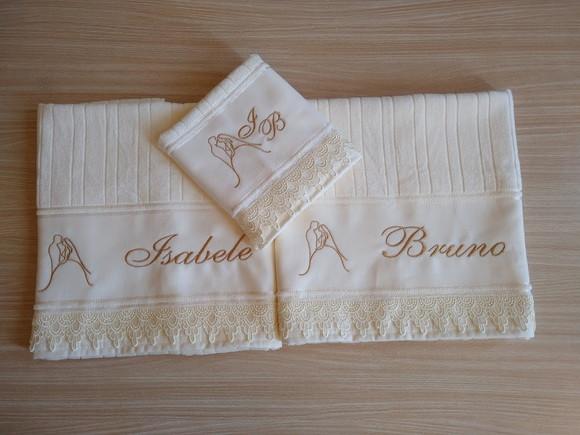 Kit Banho e Rosto 09 Peças - Acabamento em Renda Guipir