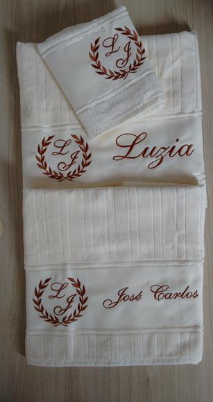 Kit banho personalizado com 03 peças