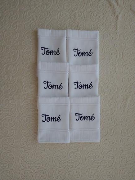 Kit com 12 Toalhinhas para Lancheira Apenas com Nome Bordado