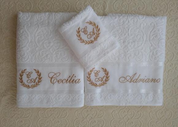 Kit de Toalhas Banhão Bordados - Presente de Casamento