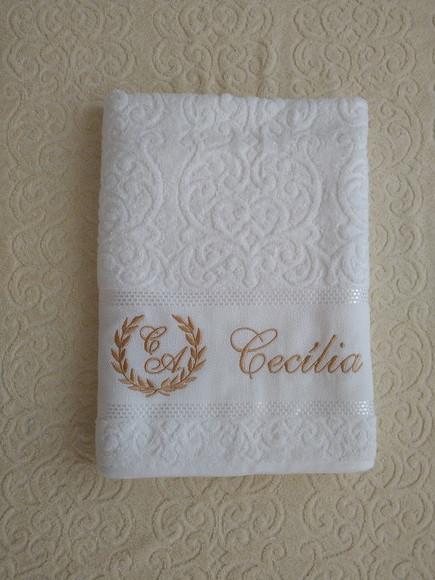 Kit de Toalhas Banhão Bordados - Presente de Casamento