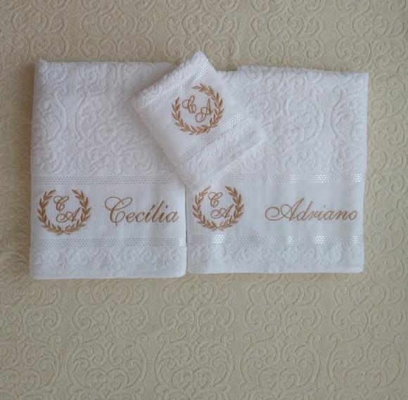 Kit de Toalhas Banhão Bordados - Presente de Casamento
