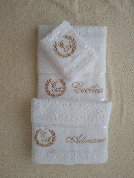 Kit de Toalhas Banhão Bordados - Presente de Casamento