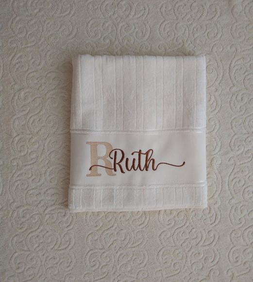Kit Toalhas de Banho 03 Peças Cor Creme- Presente Casamento